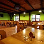 Satovske Lipy Guest house