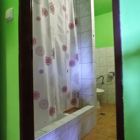 萨托斯科酸橙旅馆 2* Šatov