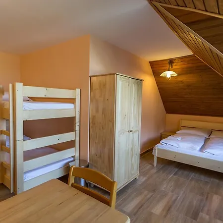 Satovske Lipy Pensionat