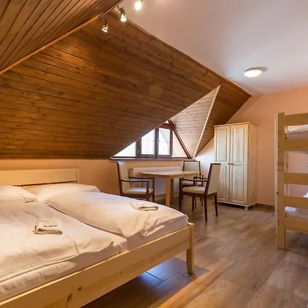 Satovske Lipy 2* Šatov