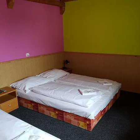 Satovske Lipy Pensionat Šatov