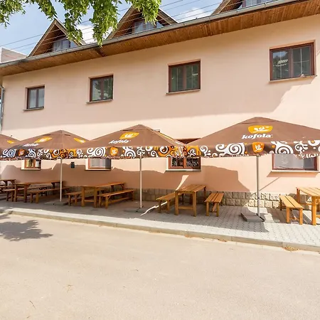 šatovské Lípy 2*