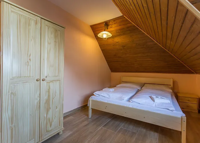 Satovske Lipy 2* Šatov